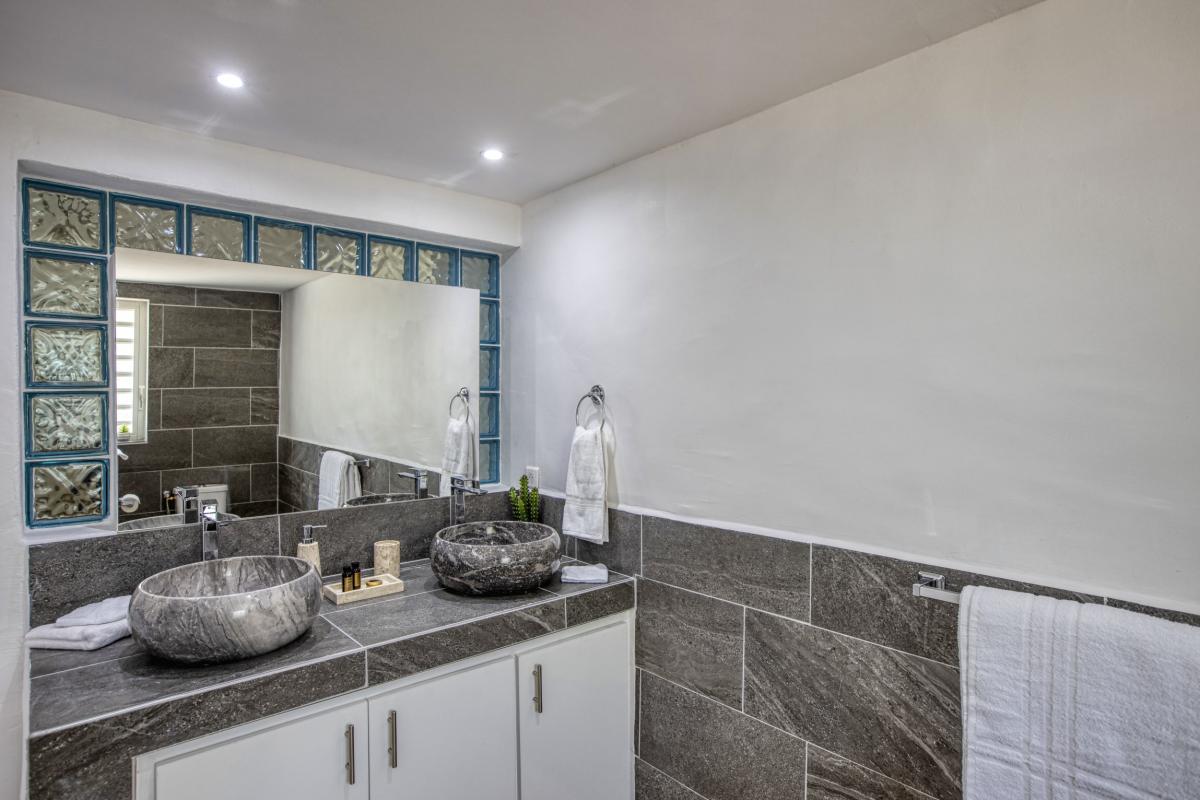34 Location villa Terres Basses Saint Martin_sdb 5